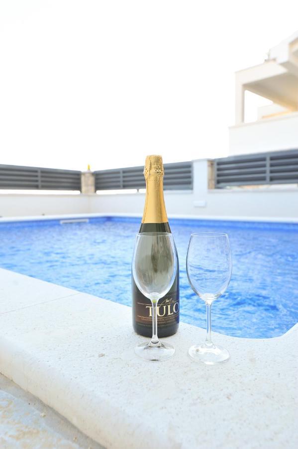 Apartmant Shine Luxury ماسلينتسا المظهر الخارجي الصورة